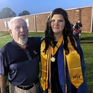 Meet your Posher, Casey